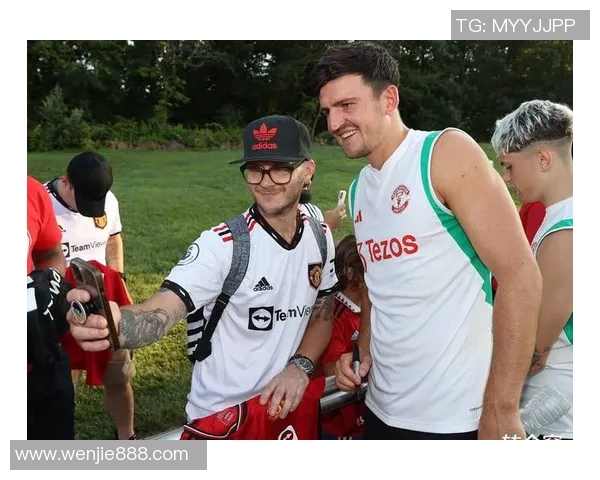 昔日恩怨再现!足球转会与老队友狭路相逢